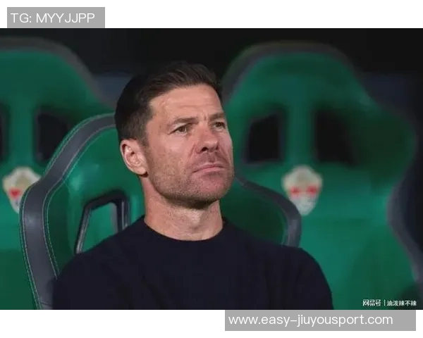 小法谈教练不公阿隆索称赞帕斯表现引发热议 小法谈教练不公阿隆索称赞帕斯表现引发热议